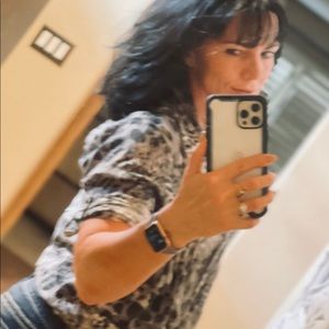 Meet your Posher, Ronni